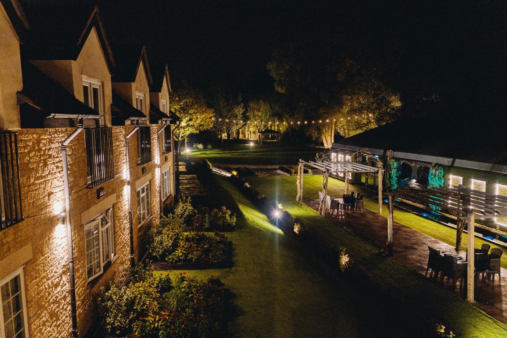 The Chesterton Hotel Bicester Esterno foto