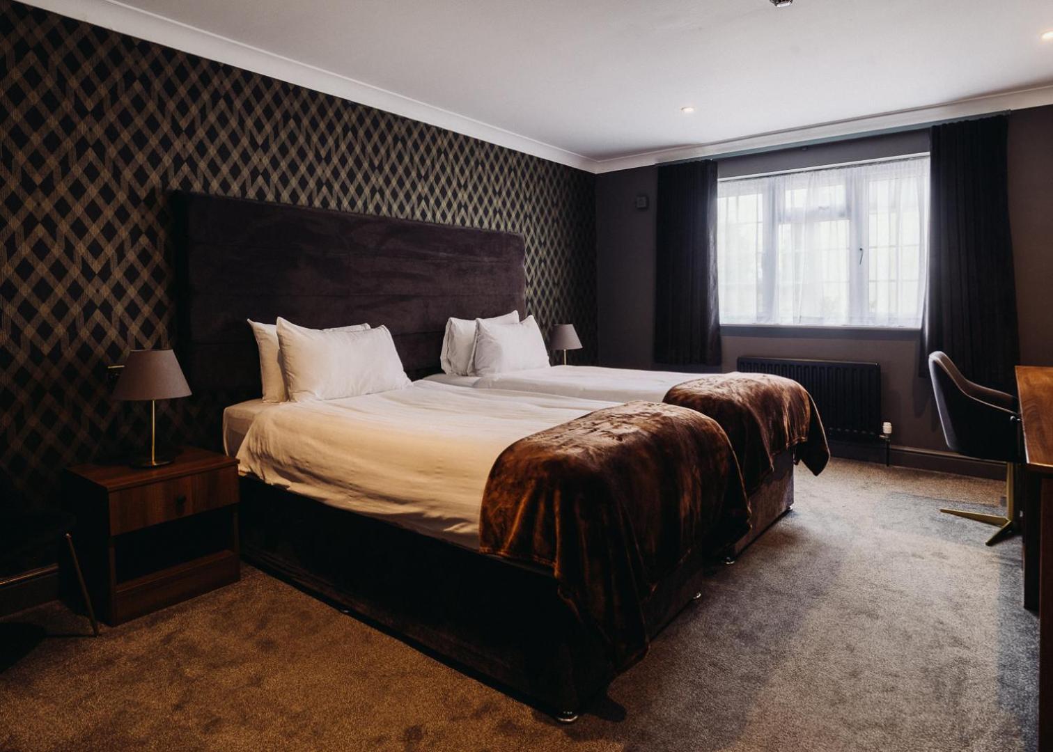 The Chesterton Hotel Bicester Esterno foto